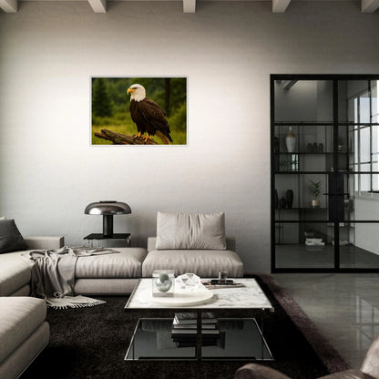 Guardian of the Heights Adler Poster im modernen Wohnzimmer – eindrucksvolle Tierkunst mit Adler.