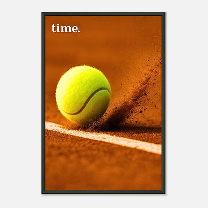 Nahaufnahme des On the Line Posters – Tennisball im Moment des Aufpralls, Sportkunst im schwarzen Metallrahmen | DEFA Designs