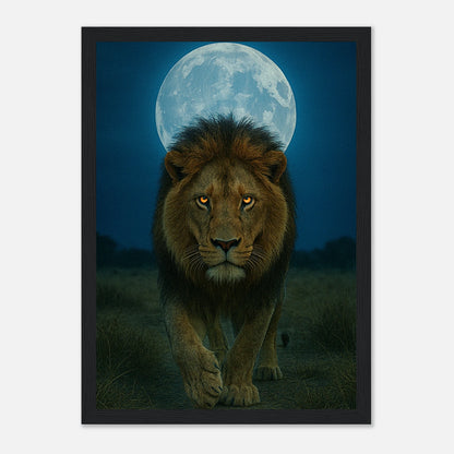 Wild Nights Löwen Poster mit schwarzem Holzrahmen – edles Tiermotiv mit Mondlicht.